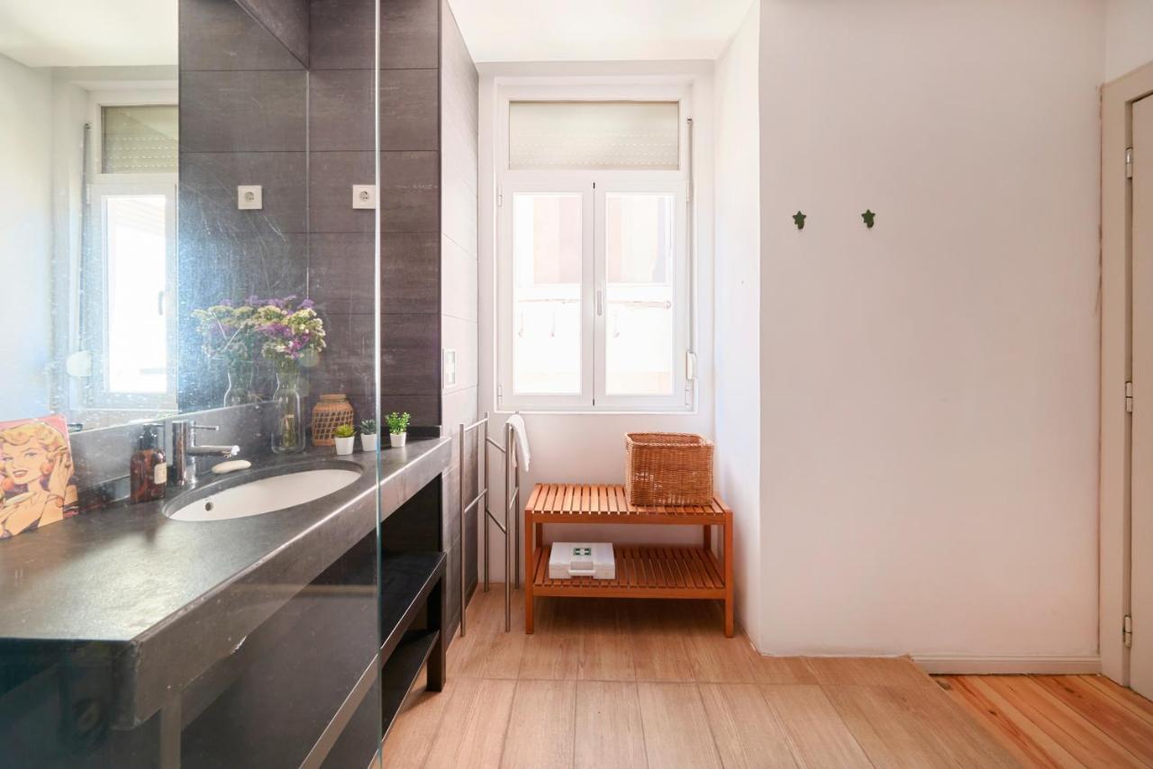 Sunny Apartment With Balcony! Lisboa المظهر الخارجي الصورة