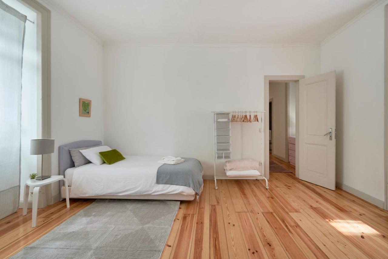 Sunny Apartment With Balcony! Lisboa المظهر الخارجي الصورة