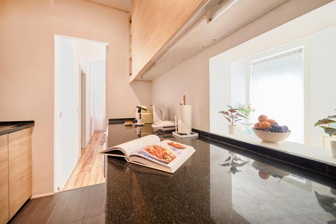 Sunny Apartment With Balcony! Lisboa المظهر الخارجي الصورة